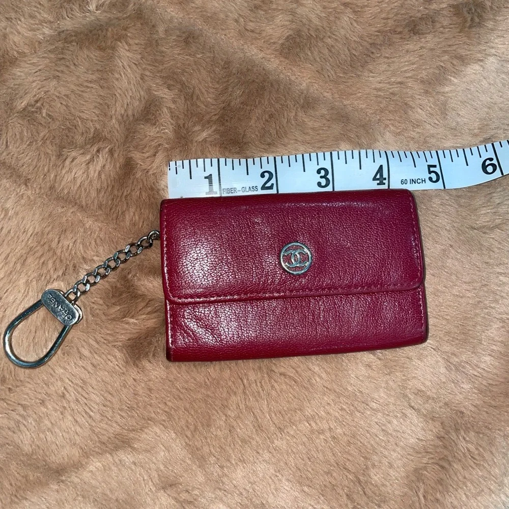 CHANEL Red Leather Keychain Accessory - Picture 2 of 9